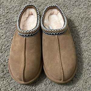 UGG Tasman Slippers Size 7